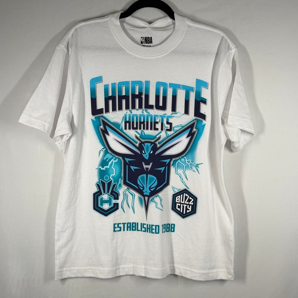 NBA Charlotte‎ Hornets White Graphic Tee Shirt Buzz City Mad Engine Small New